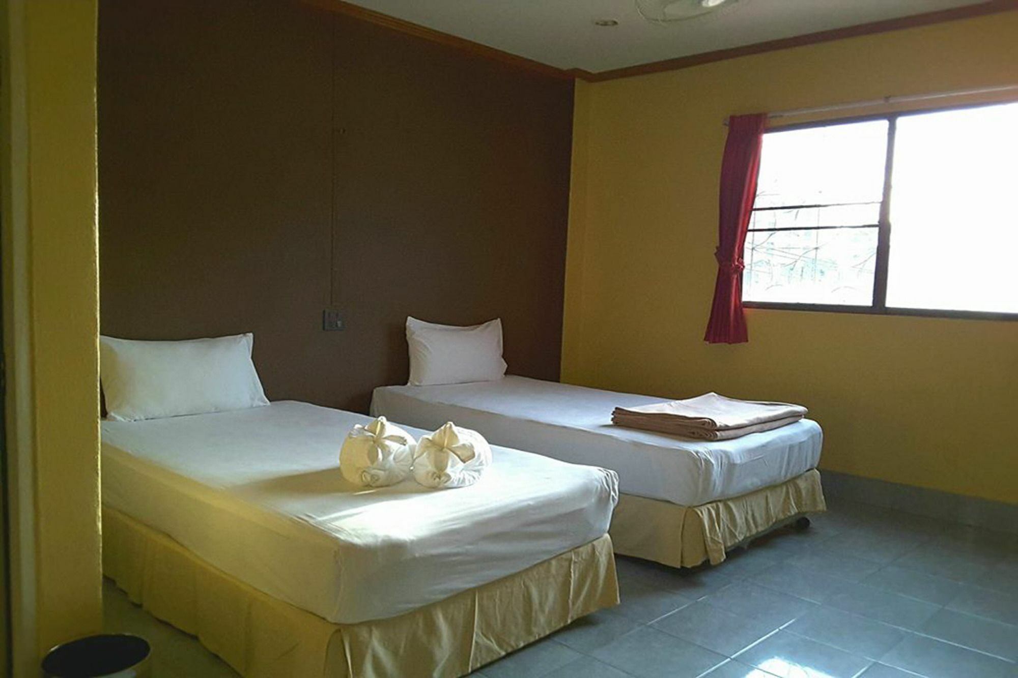 Kookkai House Hostel Patong Exterior foto