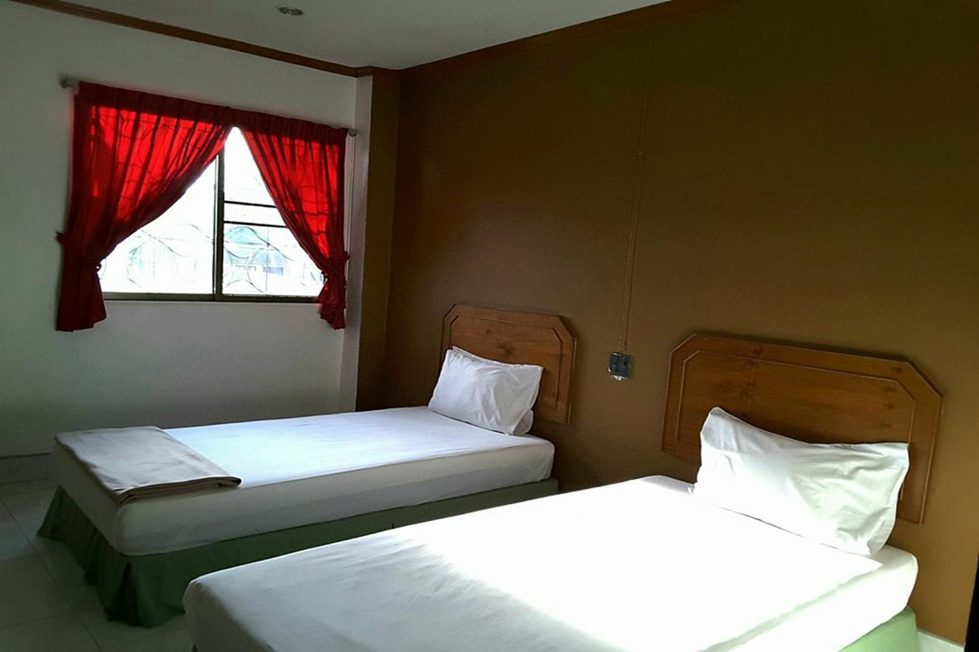 Kookkai House Hostel Patong Exterior foto